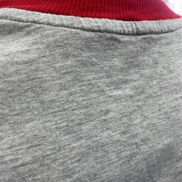 Heather Gray T-shirt with Pizza Embroidery - Picture 7 of 12